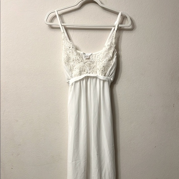 Vintage Bella Donna White Lace Pajama dress Chemise with Empire Waist - Picture 1 of 13